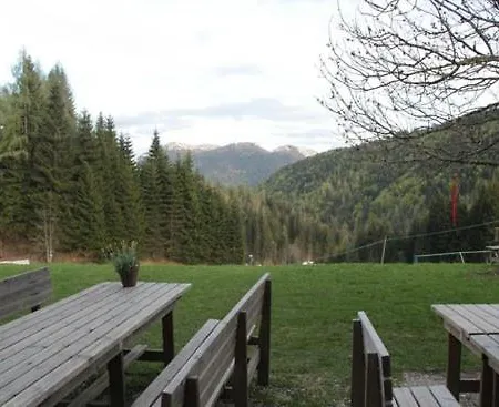 Borgo Velt Hotel